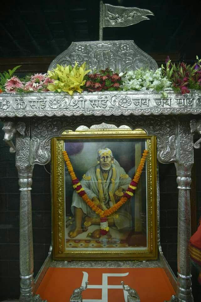 22089125_1687455127939461_2642326681451184816_n